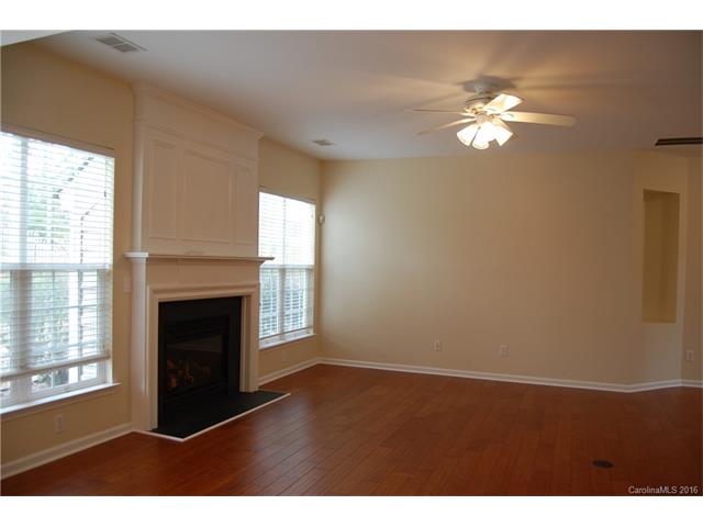 20215 Beard St, Cornelius, NC 28031 photo 5