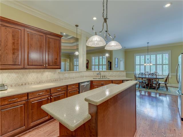 6706 Fox Ridge Cir, Davidson, NC 28036 photo 8