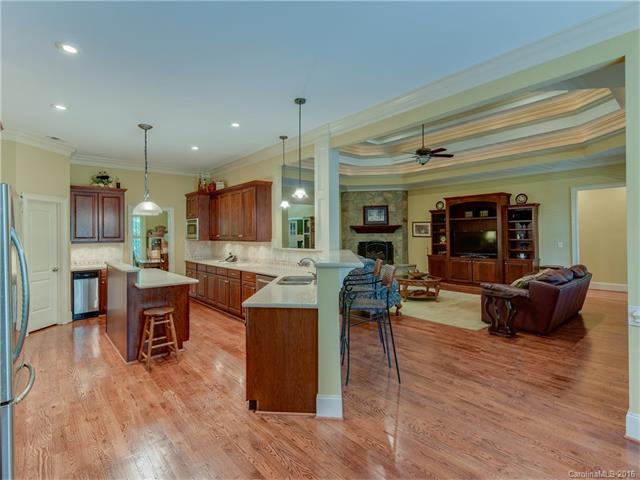 6706 Fox Ridge Cir, Davidson, NC 28036 photo 6