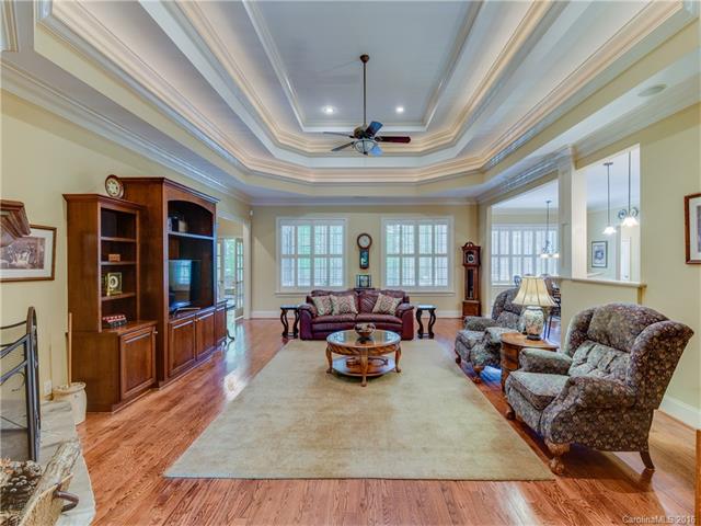 6706 Fox Ridge Cir, Davidson, NC 28036 photo 5