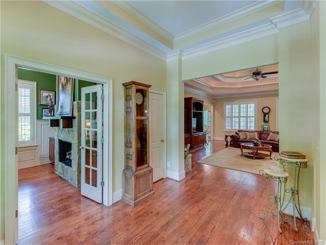 6706 Fox Ridge Cir, Davidson, NC 28036 photo 3