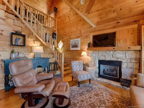 10 Hunters Trl, Sylva, NC 28779 photo 7