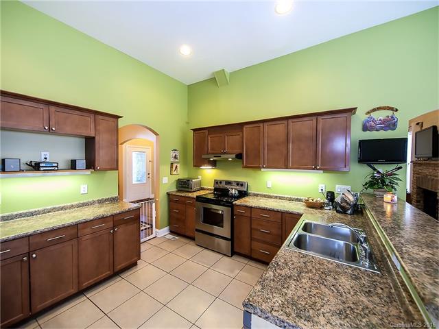 4024 Donahue Pl, Davidson, NC 28036 photo 12
