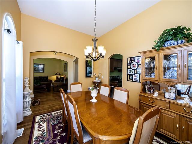 4024 Donahue Pl, Davidson, NC 28036 photo 4