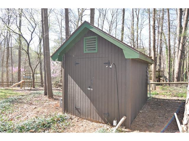 301 Minden Ln, Matthews, NC 28105 photo 21