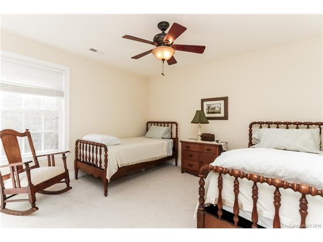 370 Squirrel Ln, Clover, SC 29710 photo 21