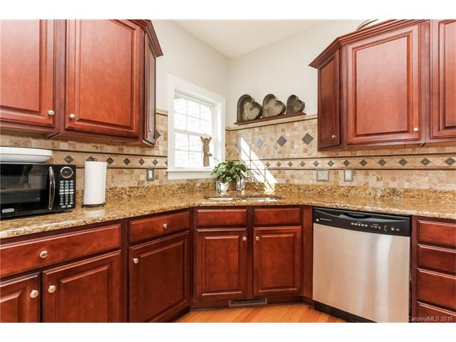 370 Squirrel Ln, Clover, SC 29710 photo 15