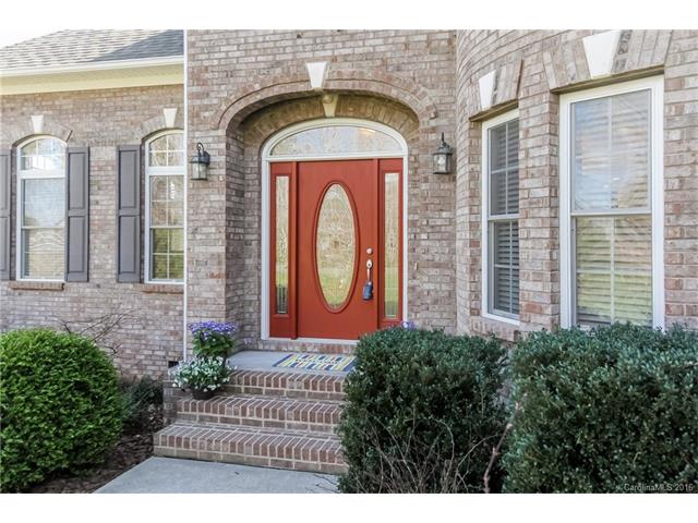370 Squirrel Ln, Clover, SC 29710 photo 4