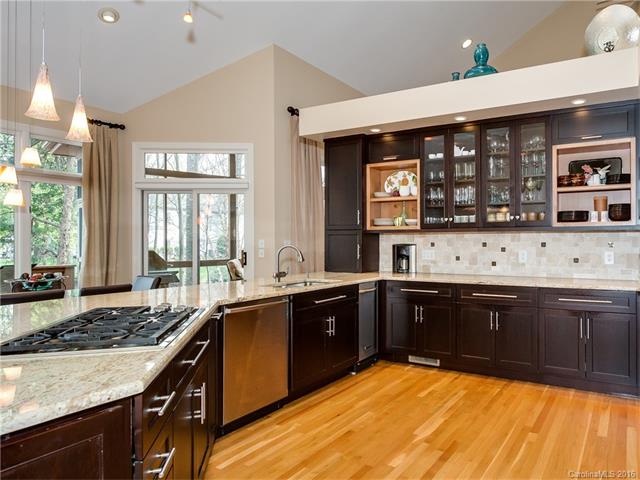 19034 Peninsula Point Dr, Cornelius, NC 28031 photo 8