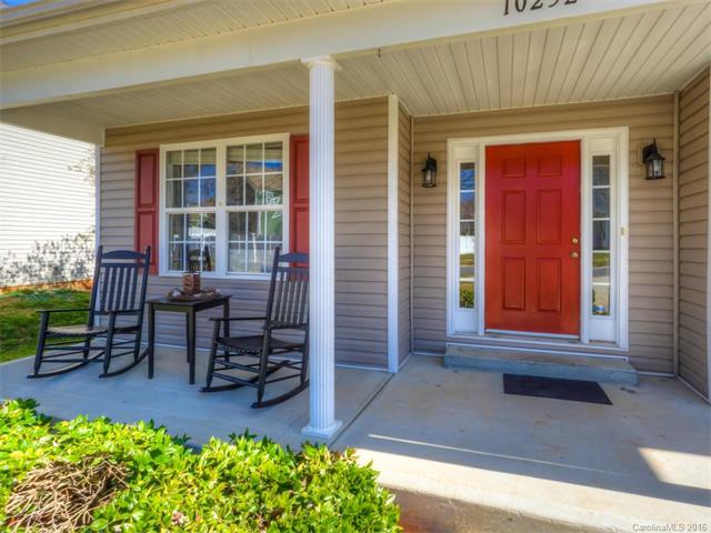 10232 Glenmeade Rd, Cornelius, NC 28031 photo 1
