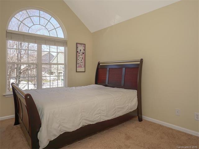 10232 Glenmeade Rd, Cornelius, NC 28031 photo 17