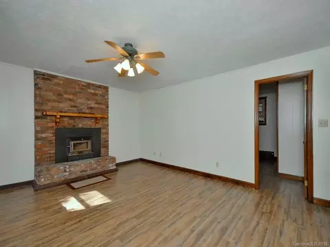128 Camelot Dr, Clyde, NC 28721 photo 20