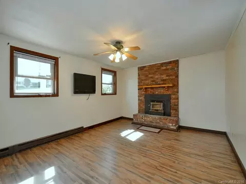 128 Camelot Dr, Clyde, NC 28721 photo 15