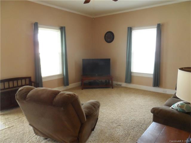 105 Wayne Ave, Kannapolis, NC 28081 photo 4