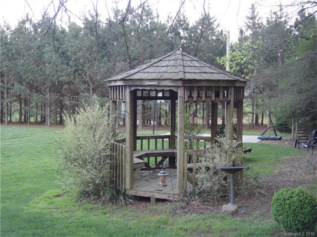 20006 Five Point Rd, Locust, NC 28097 photo 5