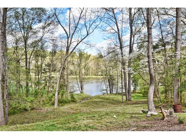 190 Crosscut Dr, Denver, NC 28037 photo 2