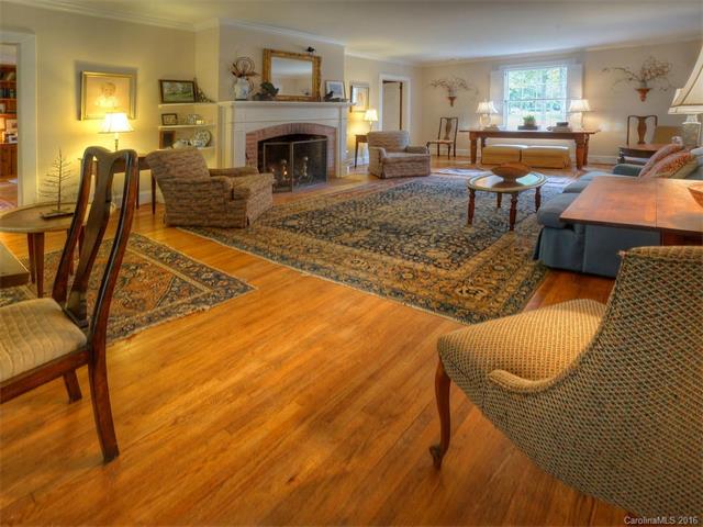 212 Roundway Down, Davidson, NC 28036 photo 4