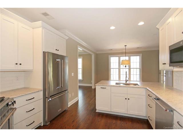 20534 Deep Cove Ct, Cornelius, NC 28031 photo 3