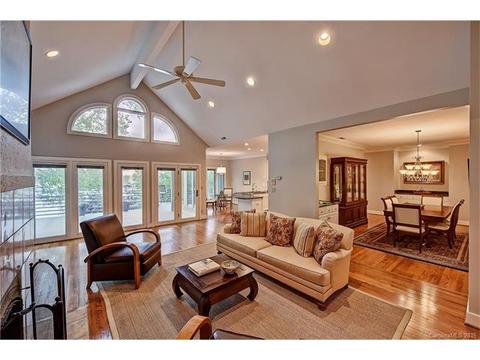 20035 Chapel Point Ln, Cornelius, NC 28031 photo 3