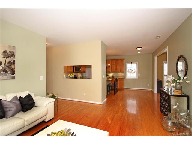 10635 Quarrier Dr, Cornelius, NC 28031 photo 8