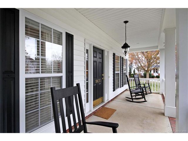 10635 Quarrier Dr, Cornelius, NC 28031 photo 2