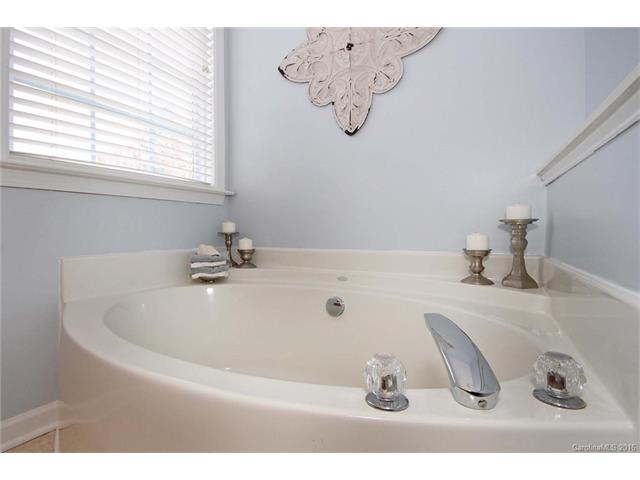 10635 Quarrier Dr, Cornelius, NC 28031 photo 16