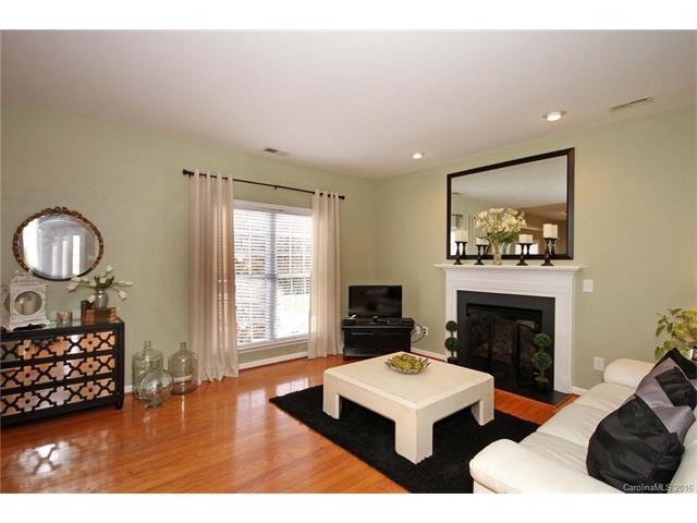 10635 Quarrier Dr, Cornelius, NC 28031 photo 6