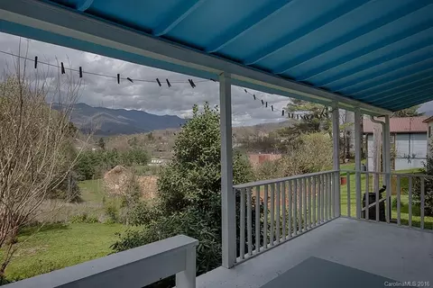 135 Hampton St, Sylva, NC 28779 photo 8