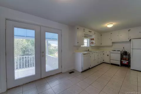135 Hampton St, Sylva, NC 28779 photo 13