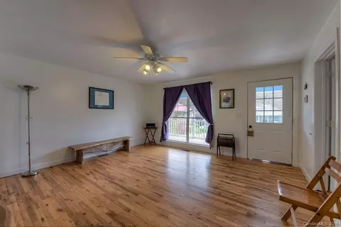 135 Hampton St, Sylva, NC 28779 photo 12