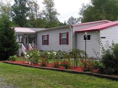25 Sweden Lane Ln, Clyde, NC 28721 photo 1