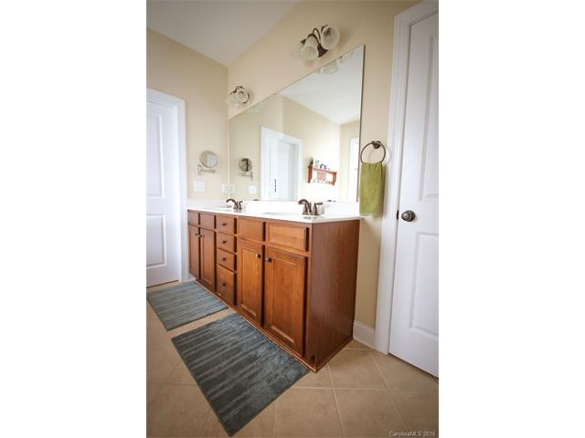 12423 Brenthaven Dr, Davidson, NC 28036 photo 15