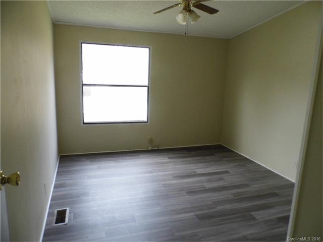 2450 Cimarron Cir, Midland, NC 28107 photo 11