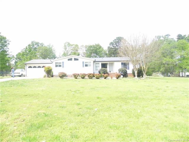 2450 Cimarron Cir, Midland, NC 28107 photo 3