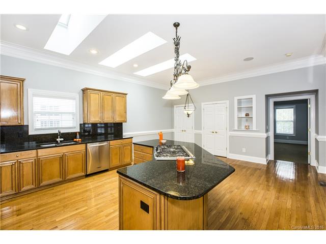 107 Caldwell Ln, Davidson, NC 28036 photo 8
