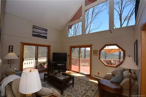 77 Maple Forest Rd, Fairview, NC 28730 photo 8