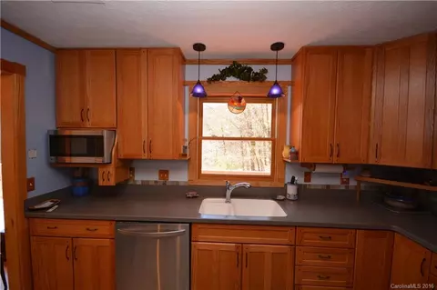 77 Maple Forest Rd, Fairview, NC 28730 photo 12