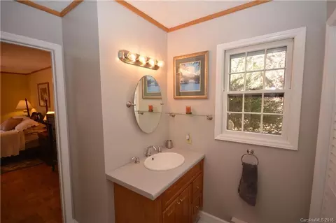 77 Maple Forest Rd, Fairview, NC 28730 photo 15