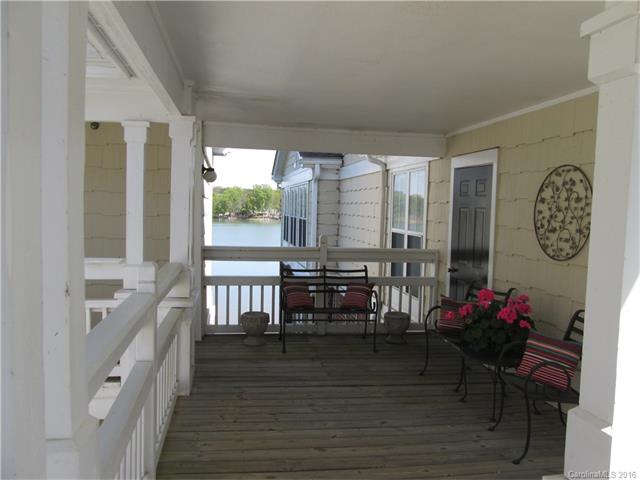 950 Jetton St # 9, Davidson, NC 28036 photo 2