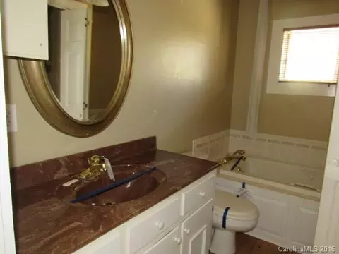 40 Pine Point Rd, Spruce Pine, NC 28777 photo 13