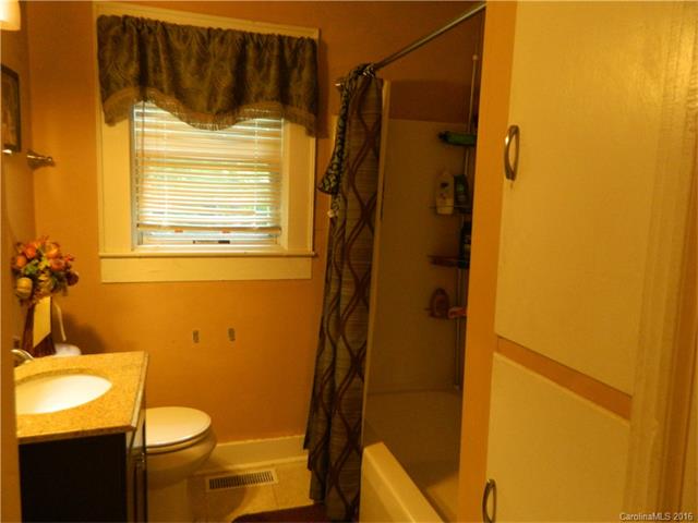 320 Clearbrook Dr, Salisbury, NC 28146 photo 8
