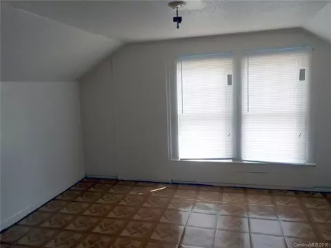 1 St Se St SE, Hickory, NC 28602 photo 7