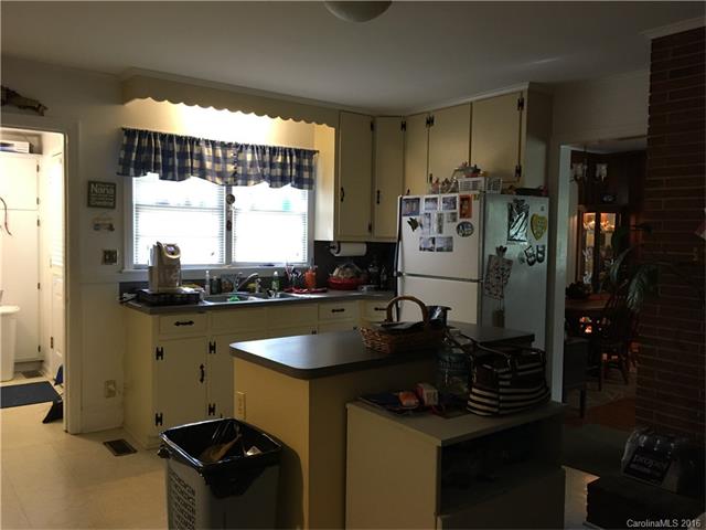 314 Willow St, Stanley, NC 28164 photo 2