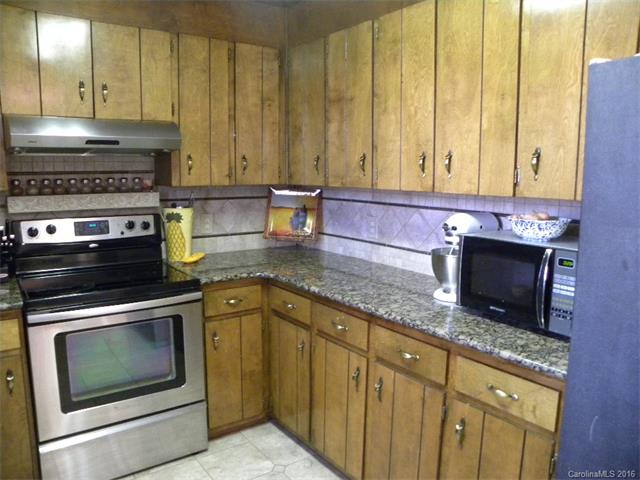 892 Providence Rd, Lancaster, SC 29720 photo 9