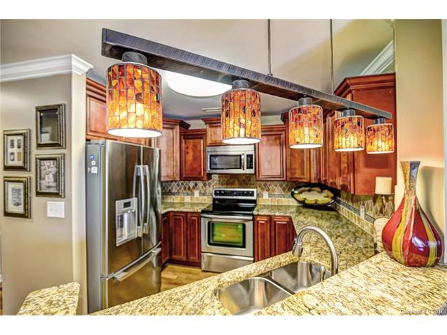 1332 Torrence Cir #23, Davidson, NC 28036 photo 6