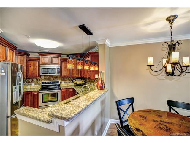 1332 Torrence Cir #23, Davidson, NC 28036 photo 7