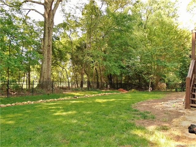 327 Magnolia St, Davidson, NC 28036 photo 3