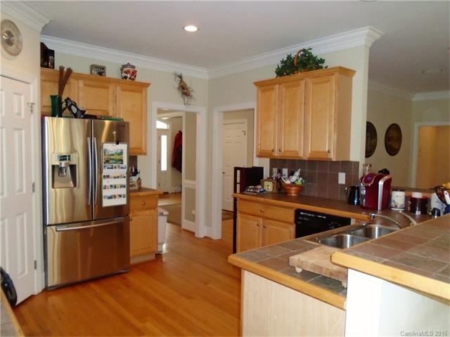 327 Magnolia St, Davidson, NC 28036 photo 9
