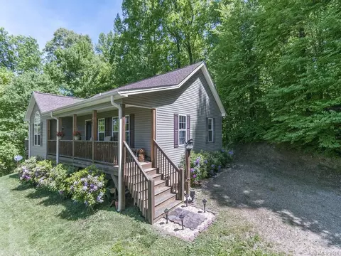157 Eli Rdg, Clyde, NC 28721 photo 1