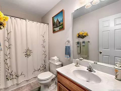 157 Eli Rdg, Clyde, NC 28721 photo 8